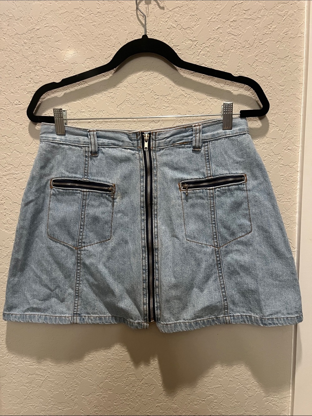 Bill Blass Vintage Light Wash Denim Zip-Front Skirt